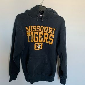 Super comfy MIZZOU College sweatshirt
